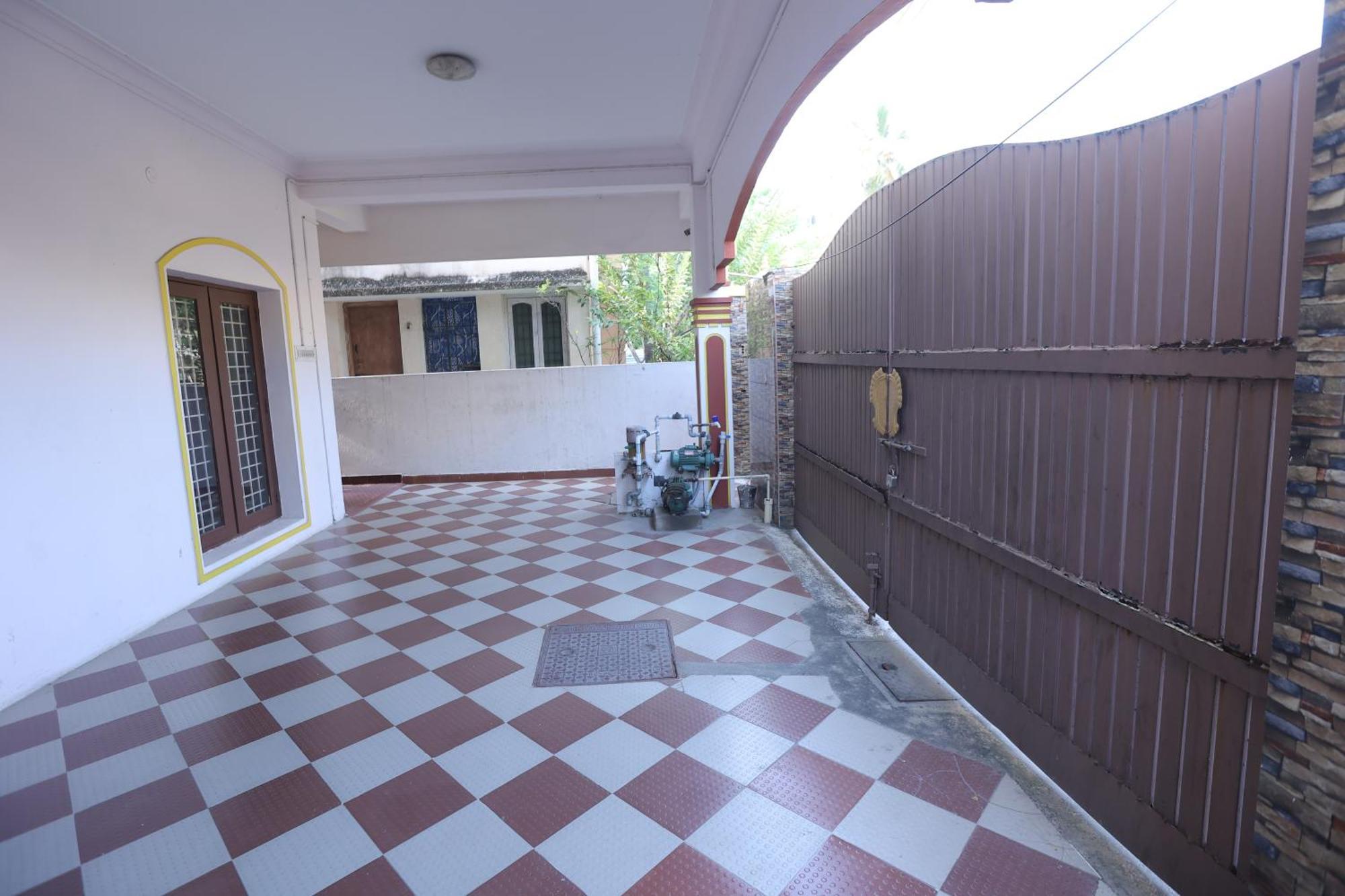 Happyhomes Porur -Near Rmz Software Park-Commerzone-Dlf It Sez Park -L&T Chennai Luaran gambar